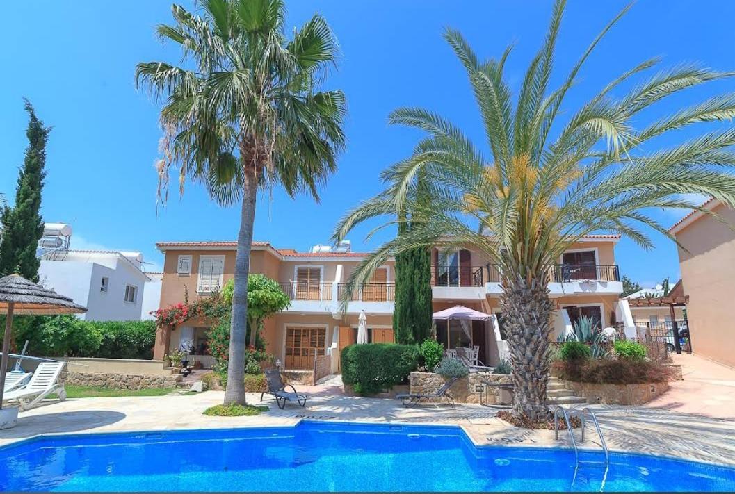 Eden Gardens Villa Paphos Eksteriør bilde